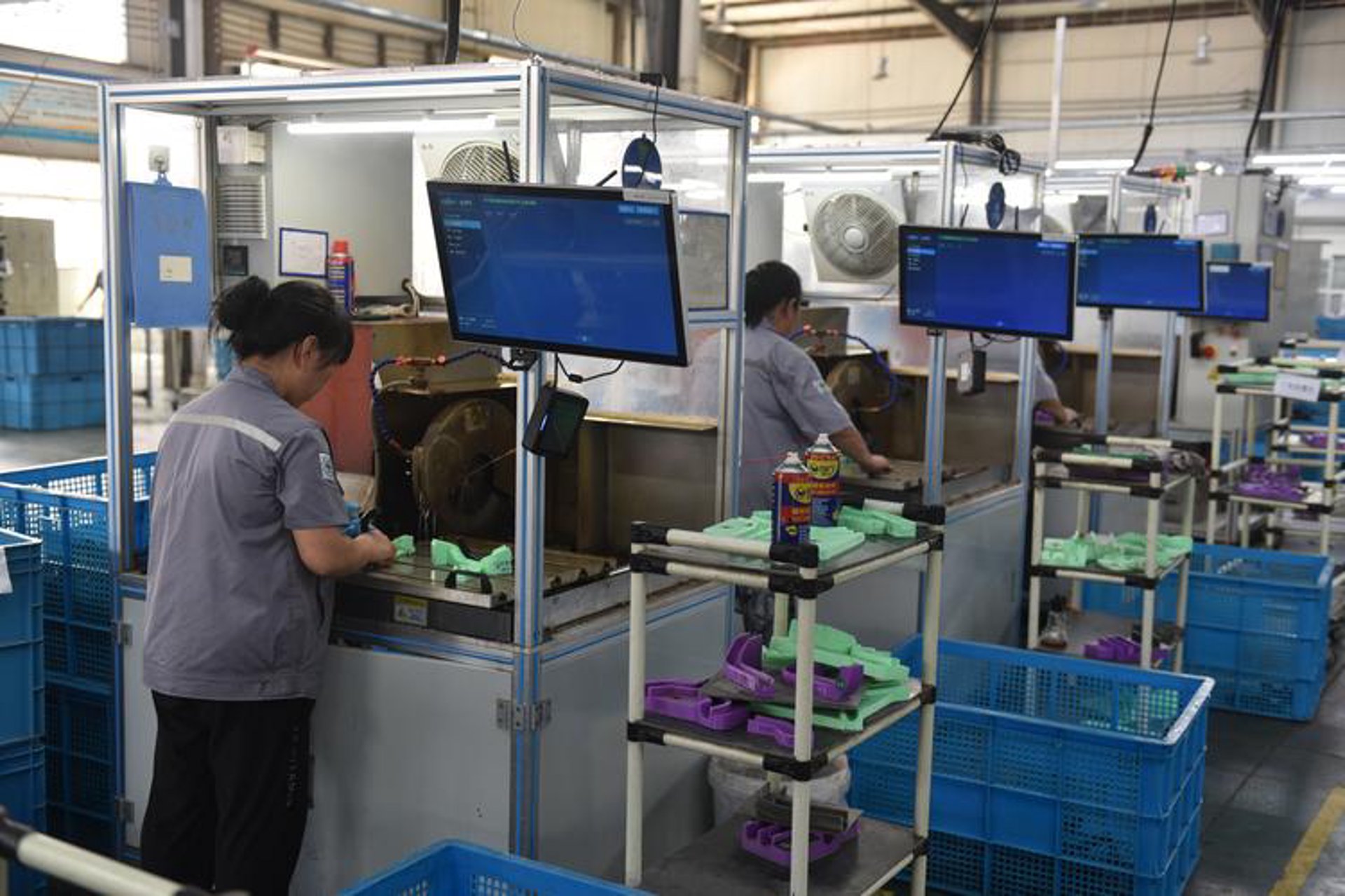 万利橡塑五金
